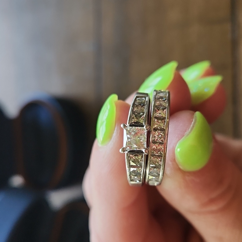 Kay Jewelers Leo Princess 14 Karat White Gold Diamond Wedding Ring And Band - Picture 2 of 10